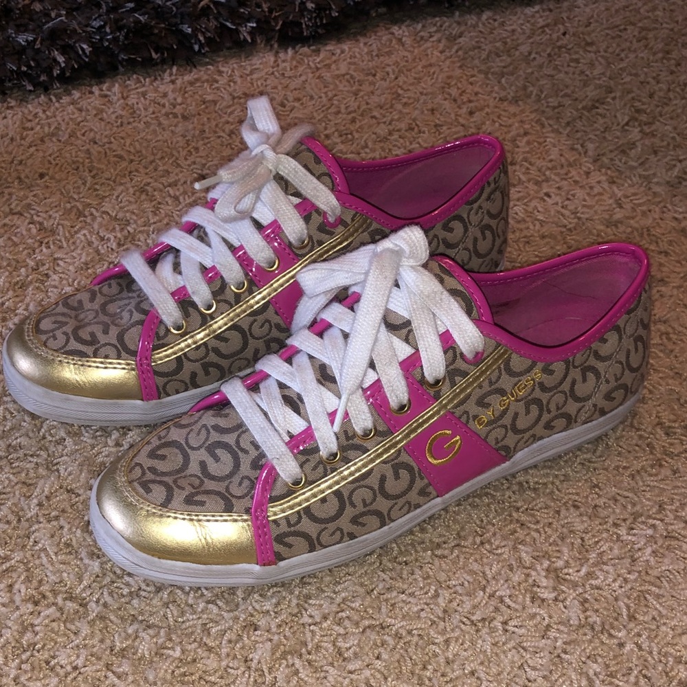 Guess shoes women’s size 8